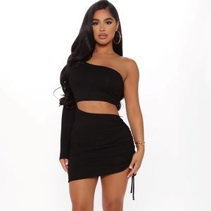 FASHION NOVA Off the shoulder black dress